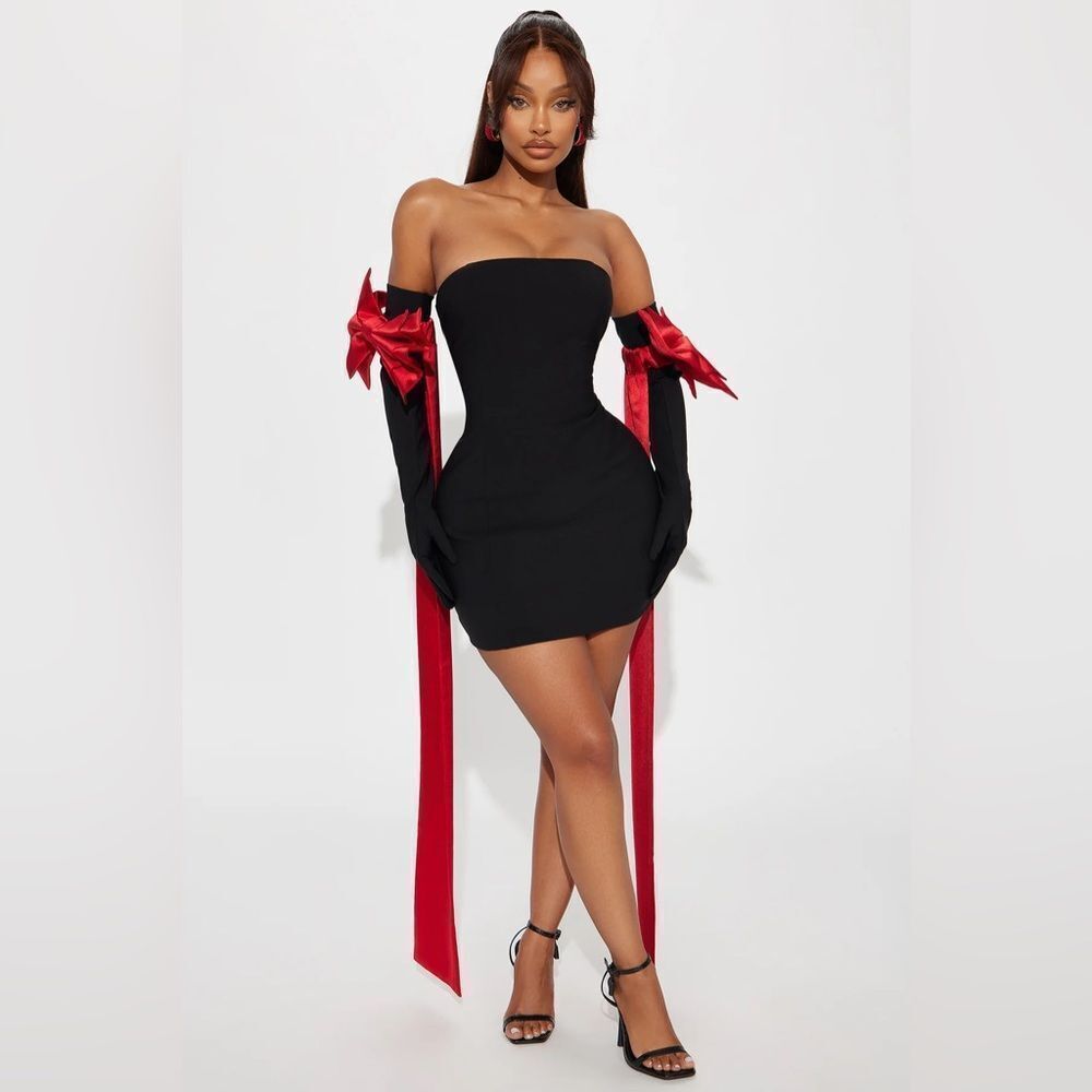 Put A Bow On It Strapless Mini Dress Set - Black/Red